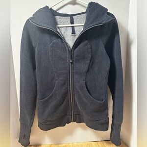 Lululemon scuba size 4